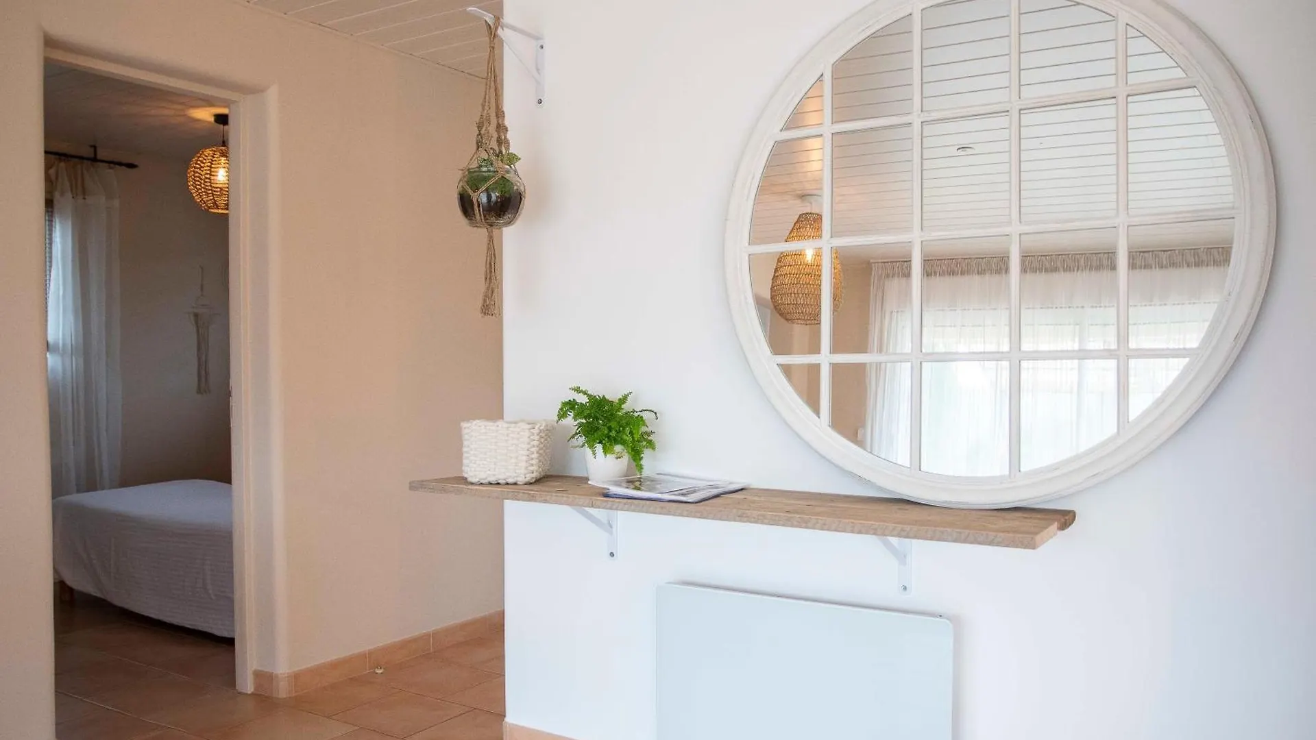 La Bastide Des Bourguets Adults Only, Mont Ventoux Bed and Breakfast Sault-de-Vaucluse 4*,