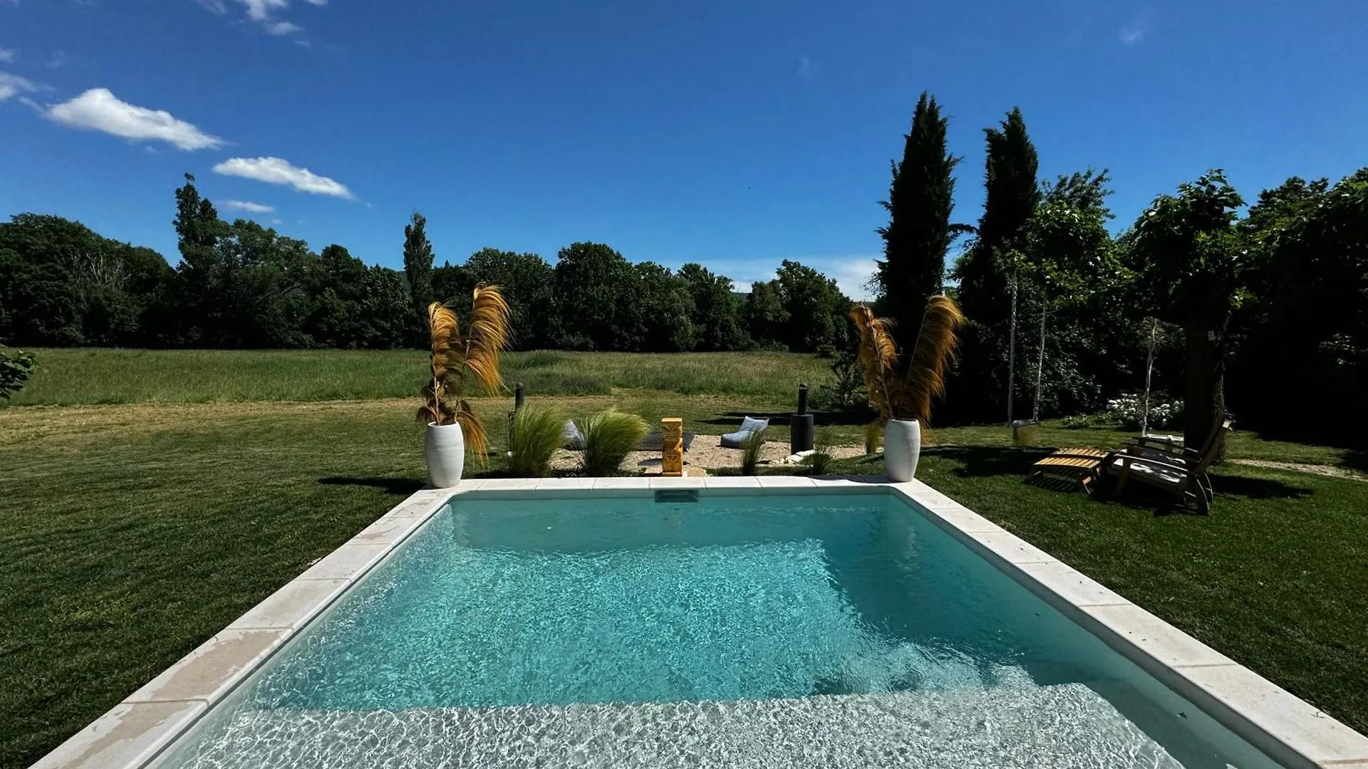 La Bastide Des Bourguets Adults Only, Mont Ventoux Bed and Breakfast Sault-de-Vaucluse 4*,  Frankrijk