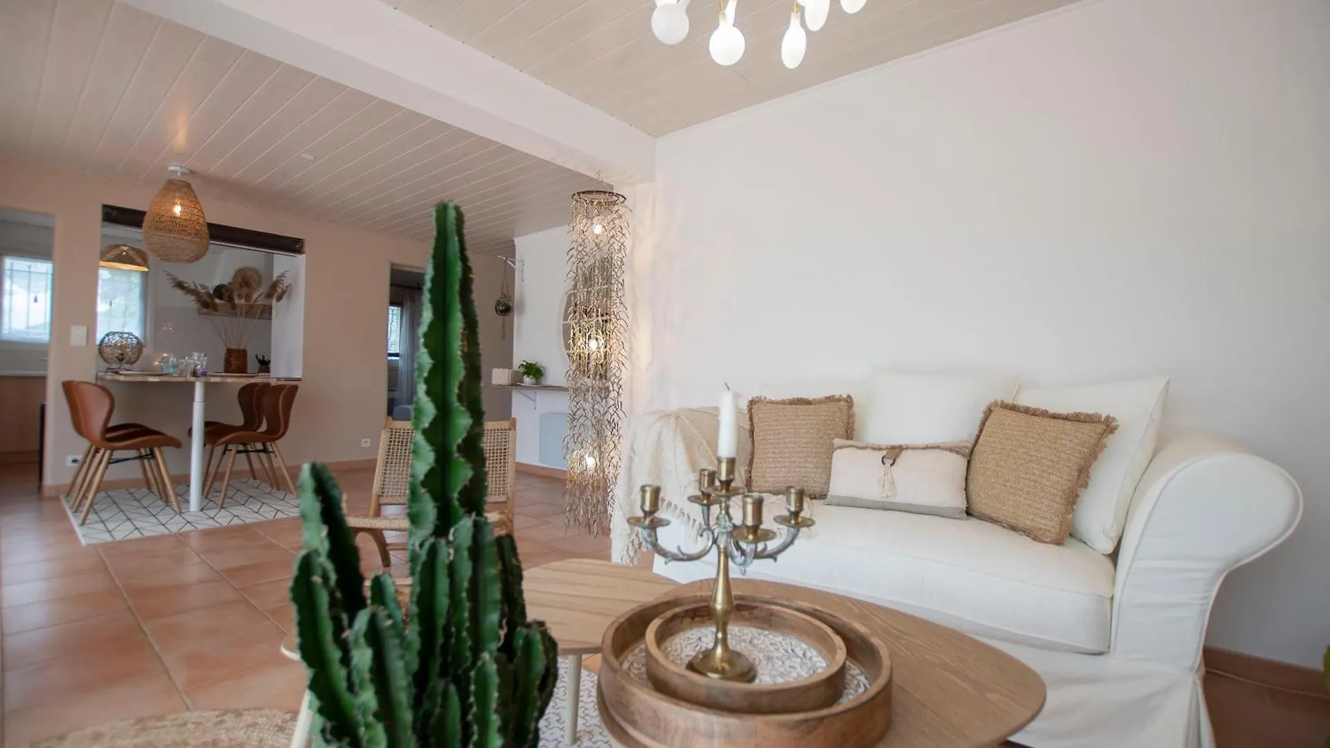 La Bastide Des Bourguets Adults Only, Mont Ventoux Bed & Breakfast Sault-de-Vaucluse